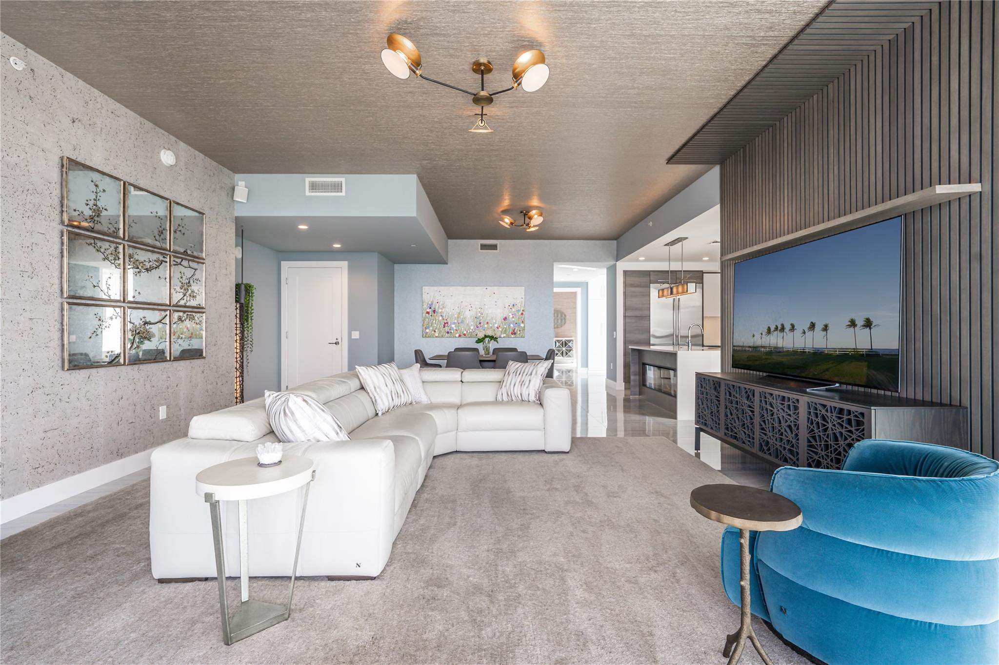 100 Las Olas - Residential