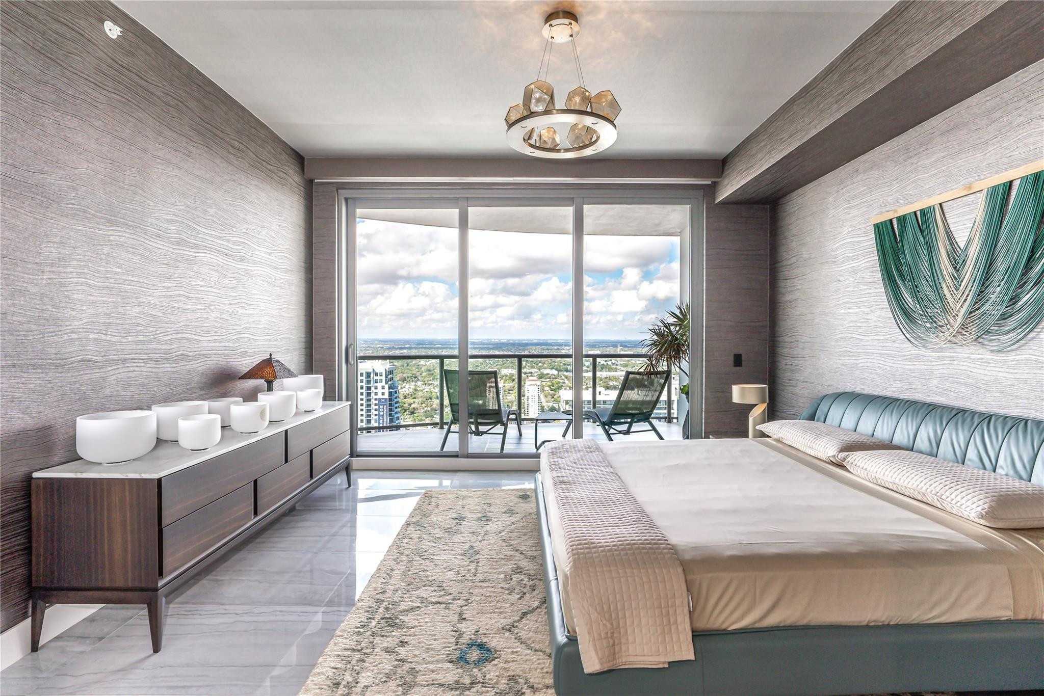 100 Las Olas - Residential