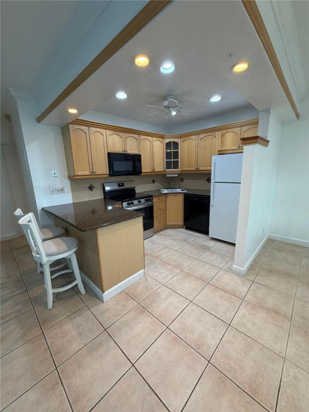 Photo of 5203 NE 24th Terrace #B-311, Fort Lauderdale, FL 33308 (MLS # F10541440)