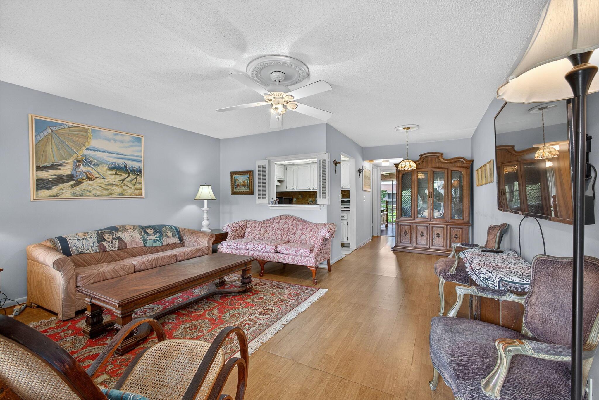 SHEFFIELD CONDOS A TO Q - Residential Lease