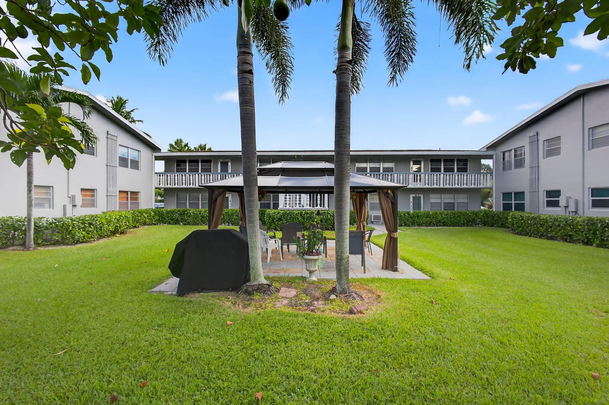 SHEFFIELD CONDOS A TO Q - Residential Lease