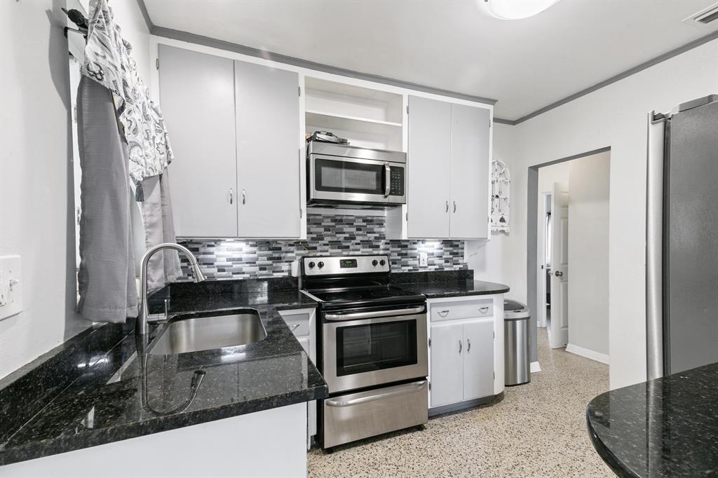 NORTH PALM BCH 3 - Residential