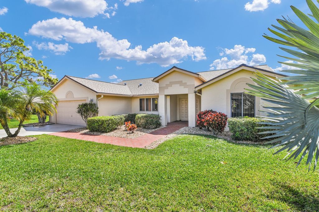 Photo of 2660 Riviera Drive, Delray Beach, FL 33445 (MLS # F10552770)