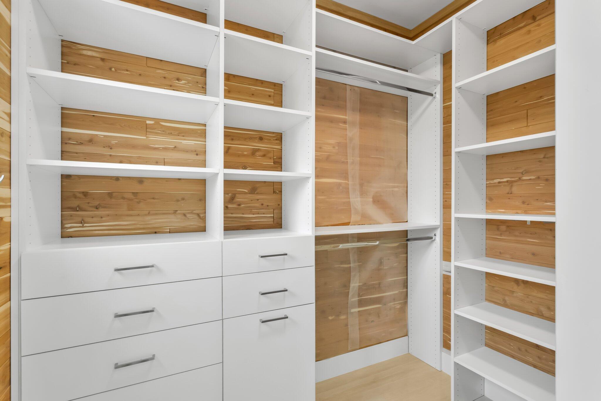 SPANISH RIVER TOWNHOMES - Residential Lease