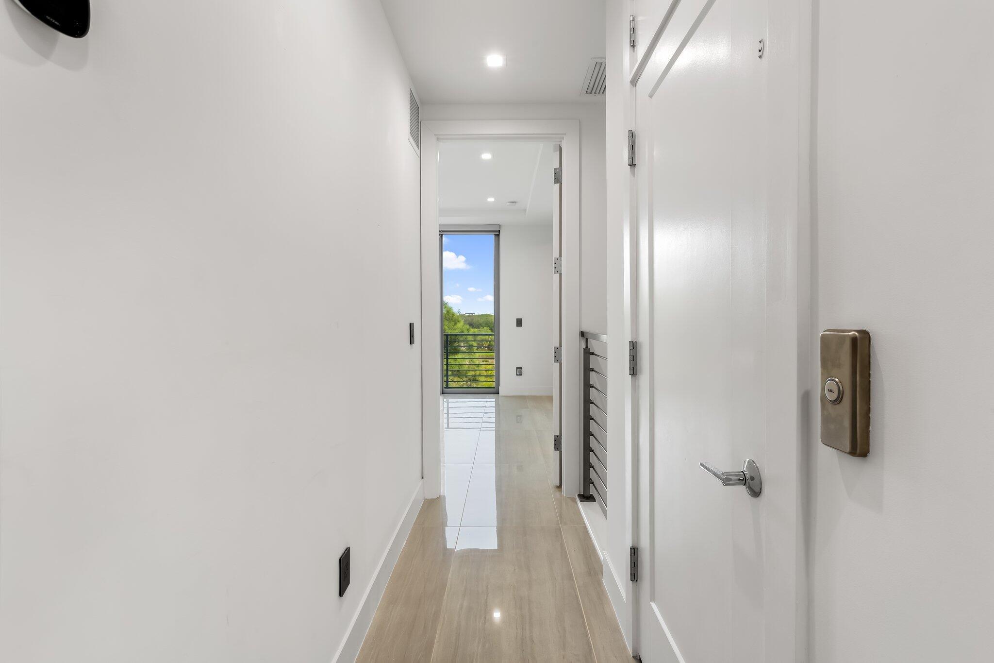 SPANISH RIVER TOWNHOMES - Residential Lease