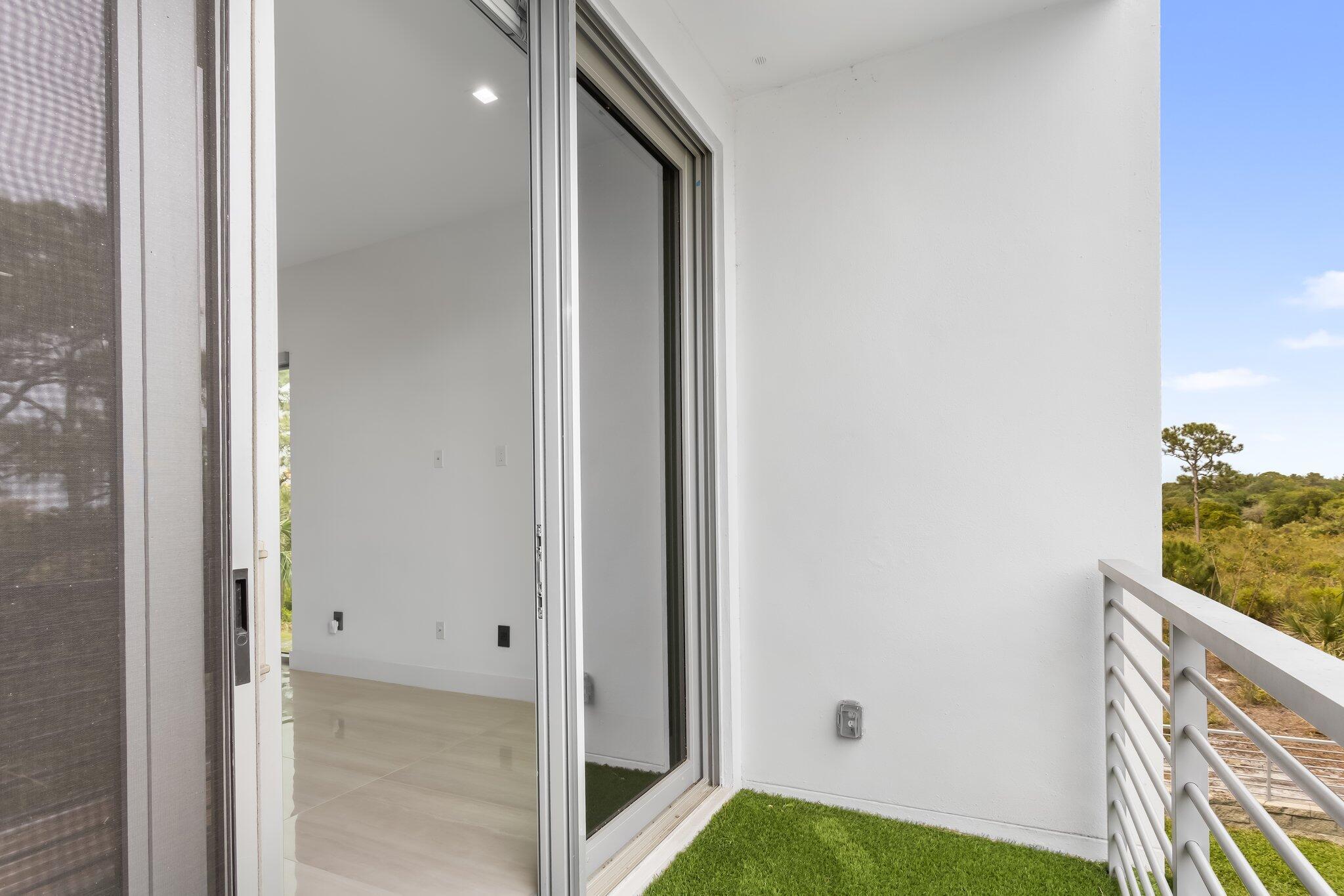 SPANISH RIVER TOWNHOMES - Residential Lease