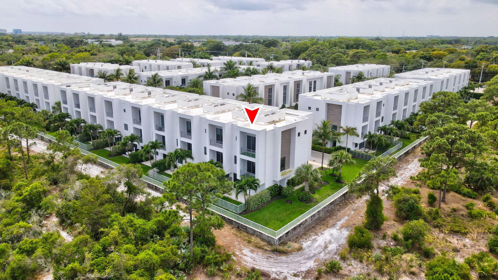 SPANISH RIVER TOWNHOMES - Residential Lease