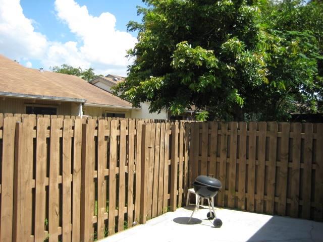 Arrowhead Golf & Tennis C - Residential Lease