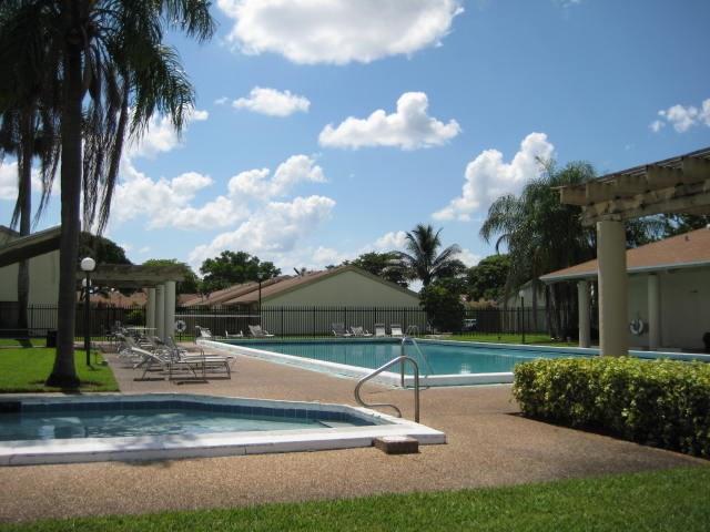 Arrowhead Golf & Tennis C - Residential Lease