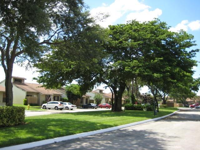 Arrowhead Golf & Tennis C - Residential Lease