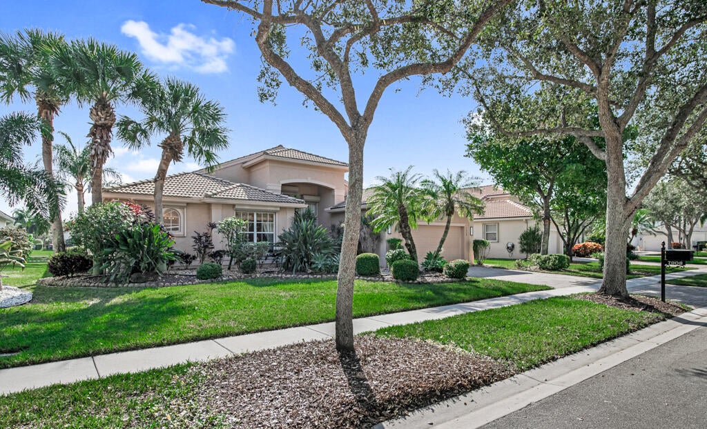 Photo of 7908 Amethyst Lake Point, Lake Worth, FL 33467 (MLS # R11049330)