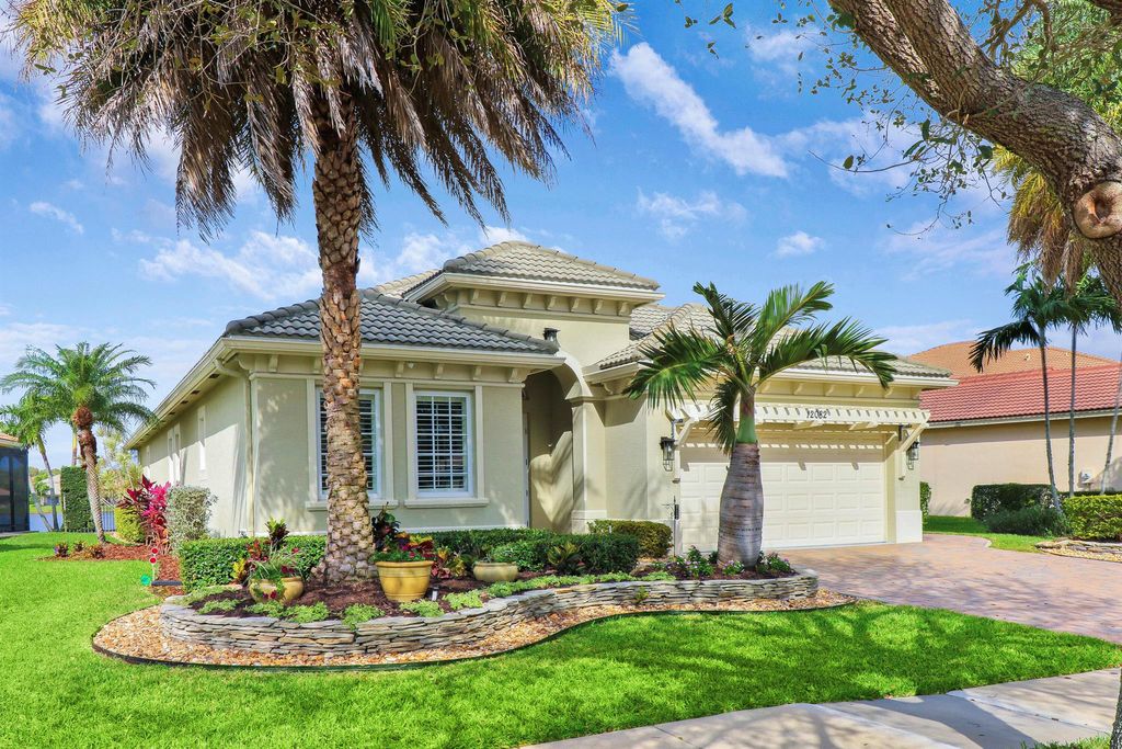 Photo of 12082 Aviles Circle, Palm Beach Gardens, FL 33418 (MLS # R10959711)