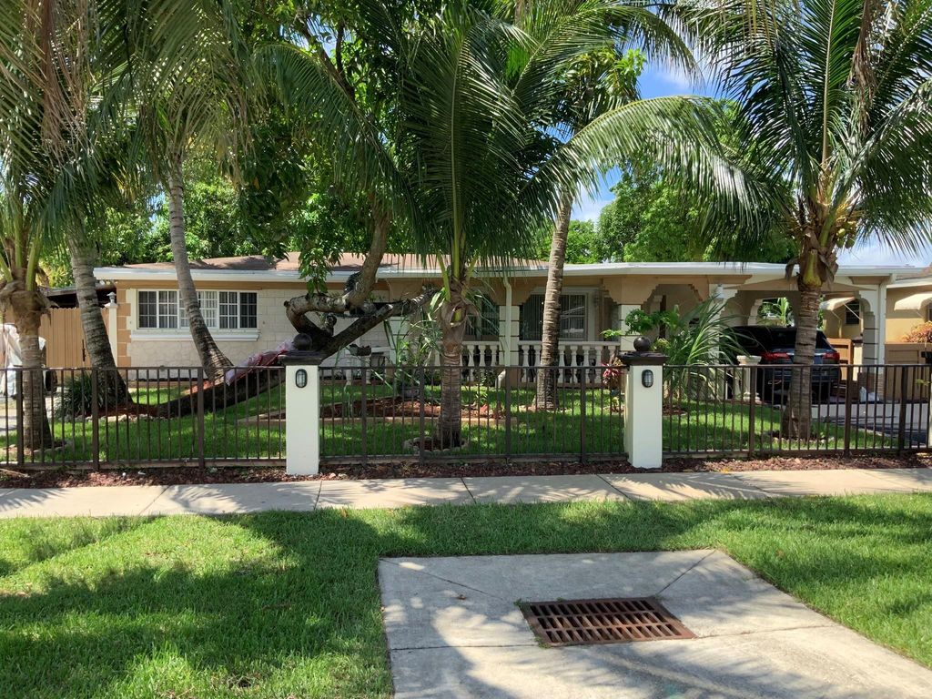 Photo of 1113 Wyoming Avenue, Fort Lauderdale, FL 33312 (MLS # F10478254)