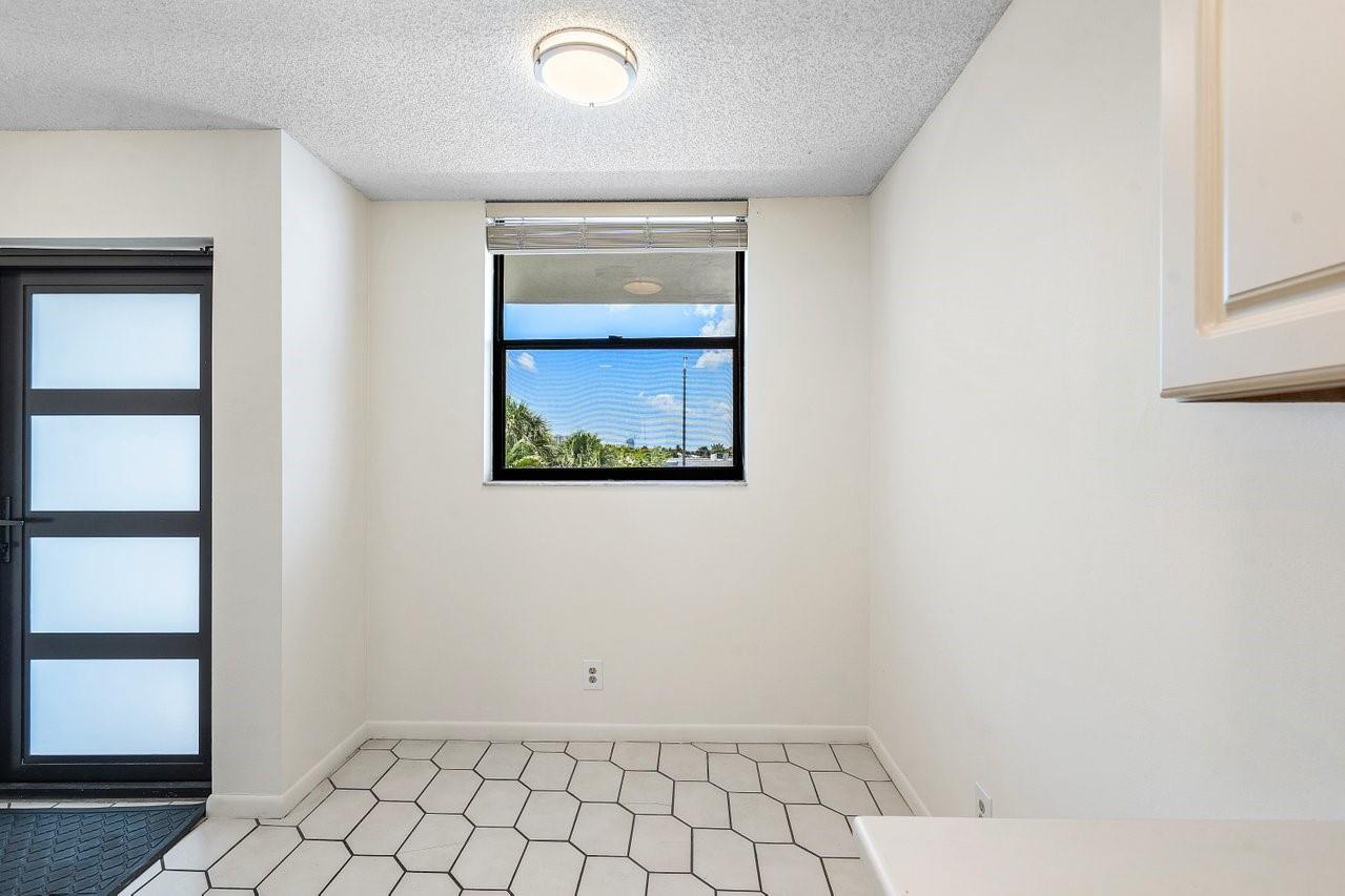 2707 NE 14th Street Cswy 305