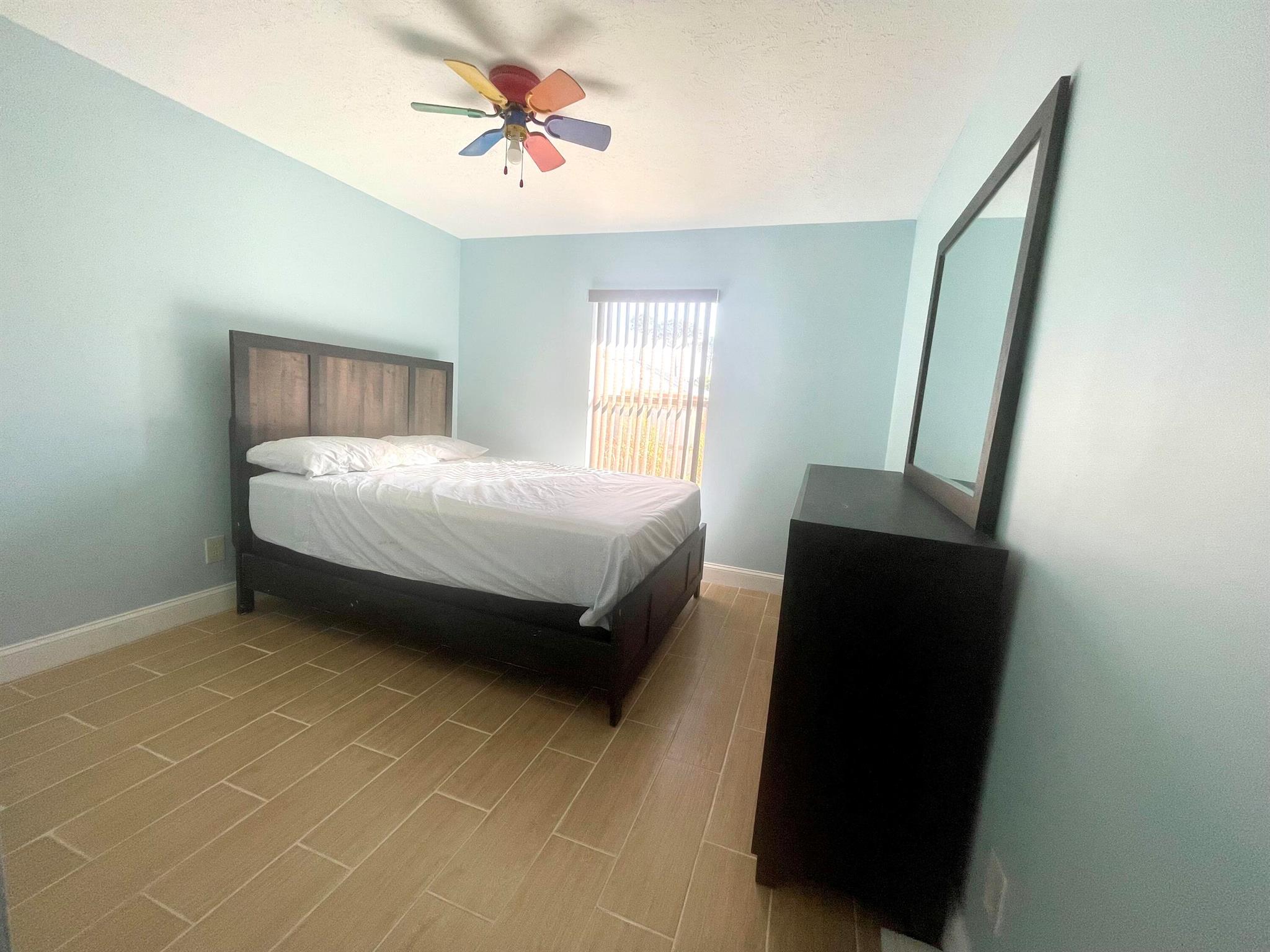 DIXIE PARK ADDITION - Residential Lease