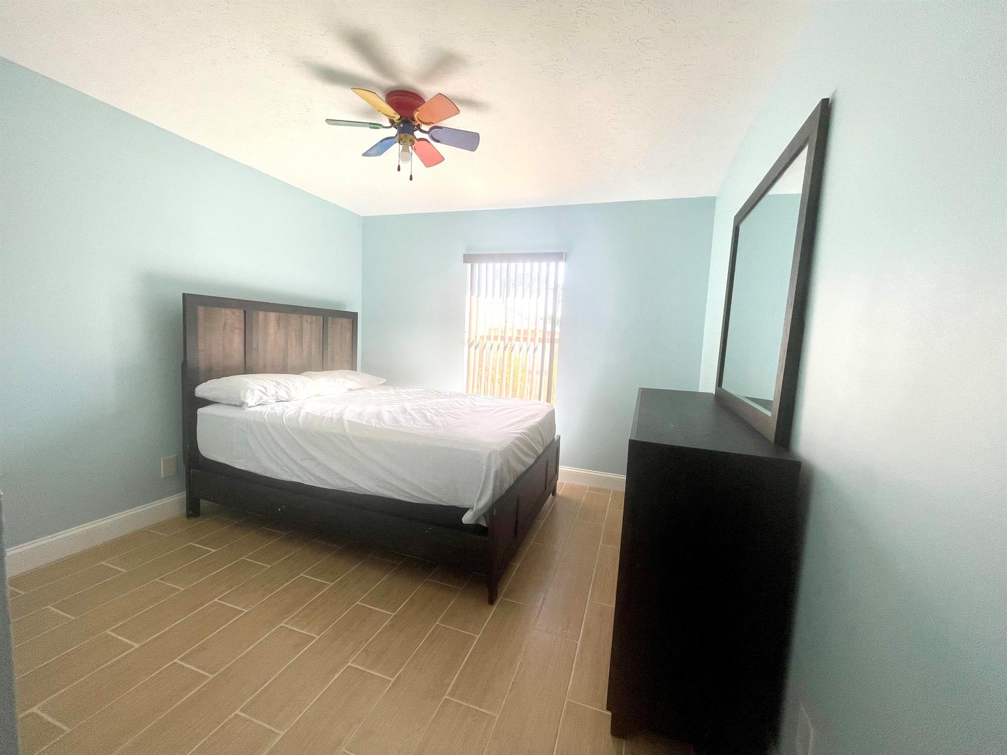 DIXIE PARK ADDITION - Residential Lease