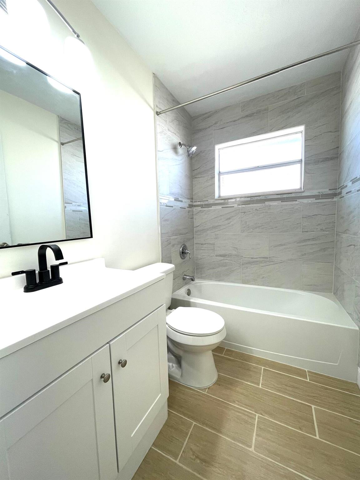 DIXIE PARK ADDITION - Residential Lease