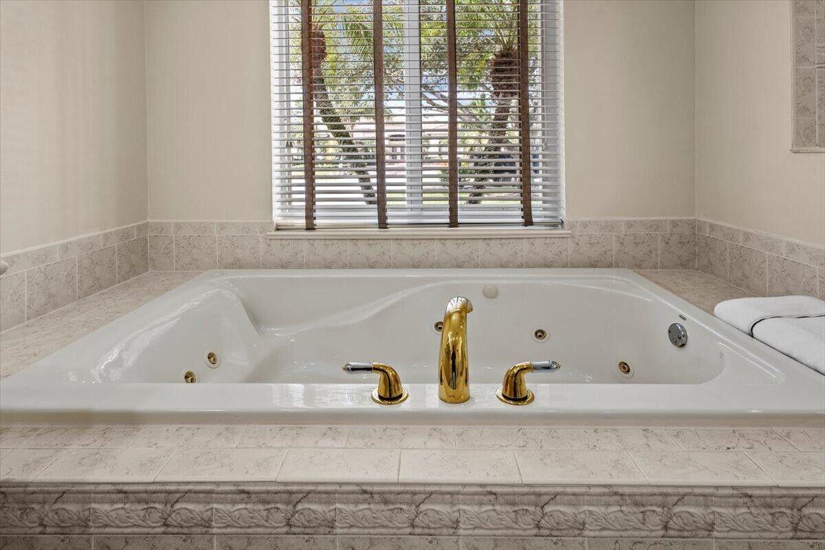 POD 26 AT THE RESERVE PHA - Residential Lease