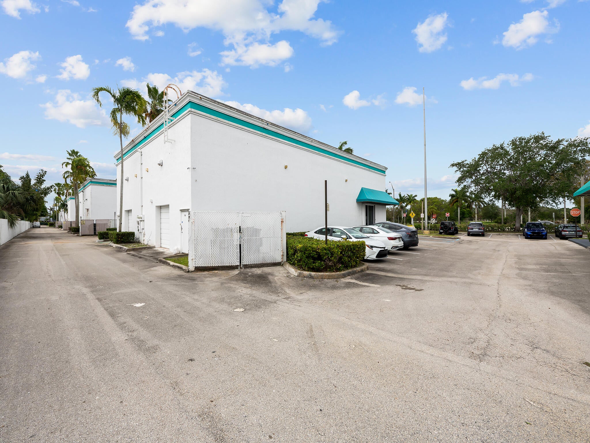 336 S POWERLINE Road 336 & 342