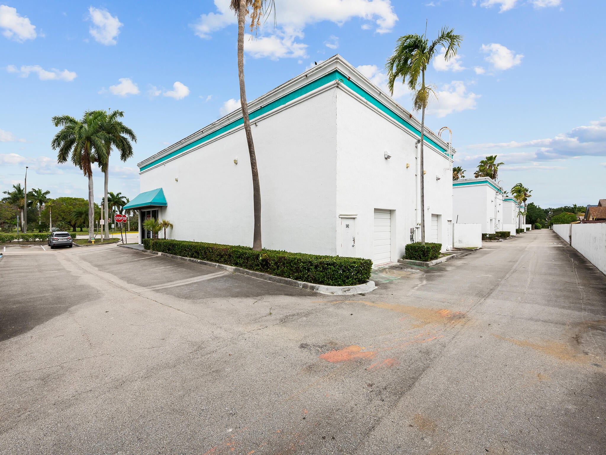336 S POWERLINE Road 336 & 342