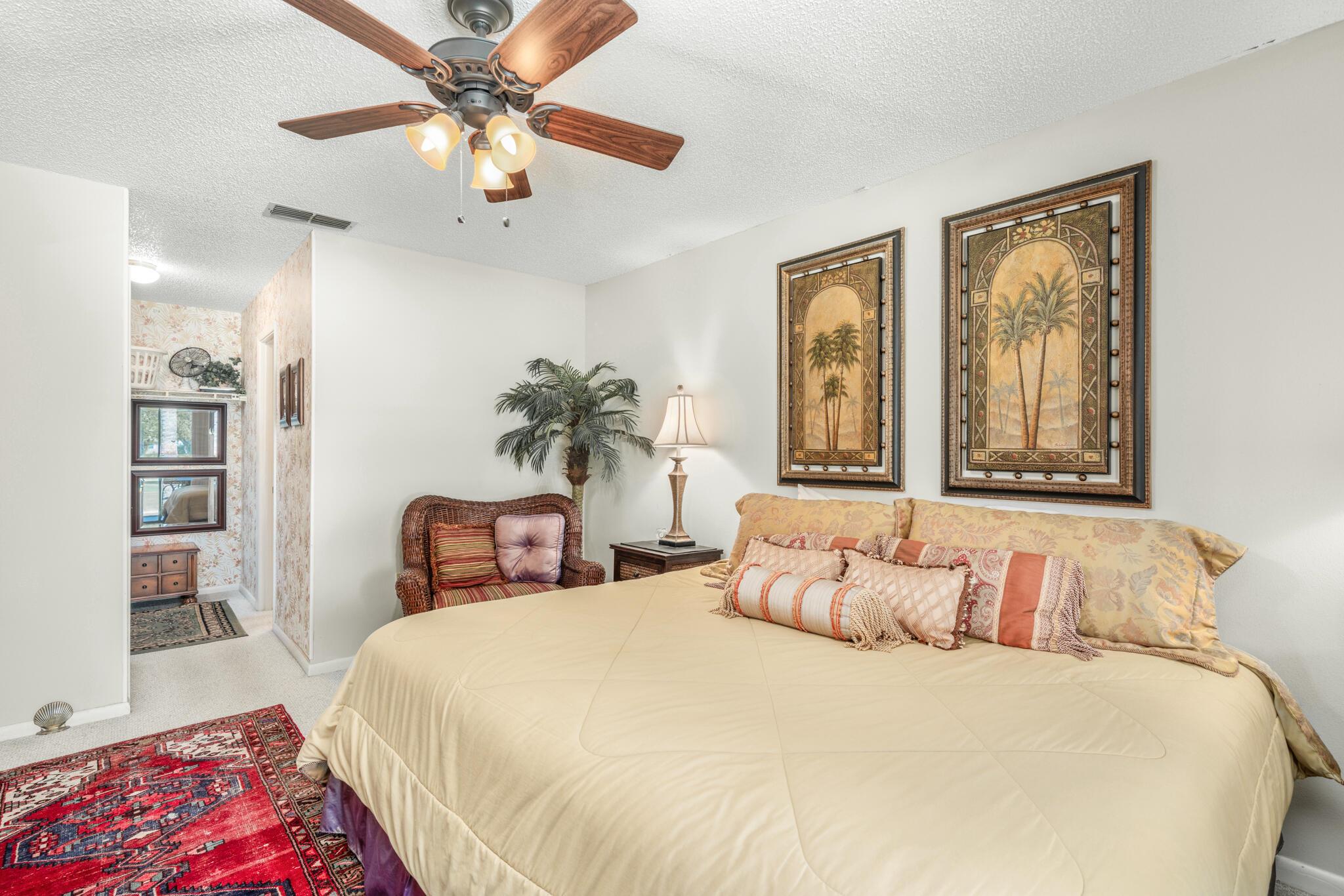 FAIRWAY VILLAS CONDO SNL - Residential Lease