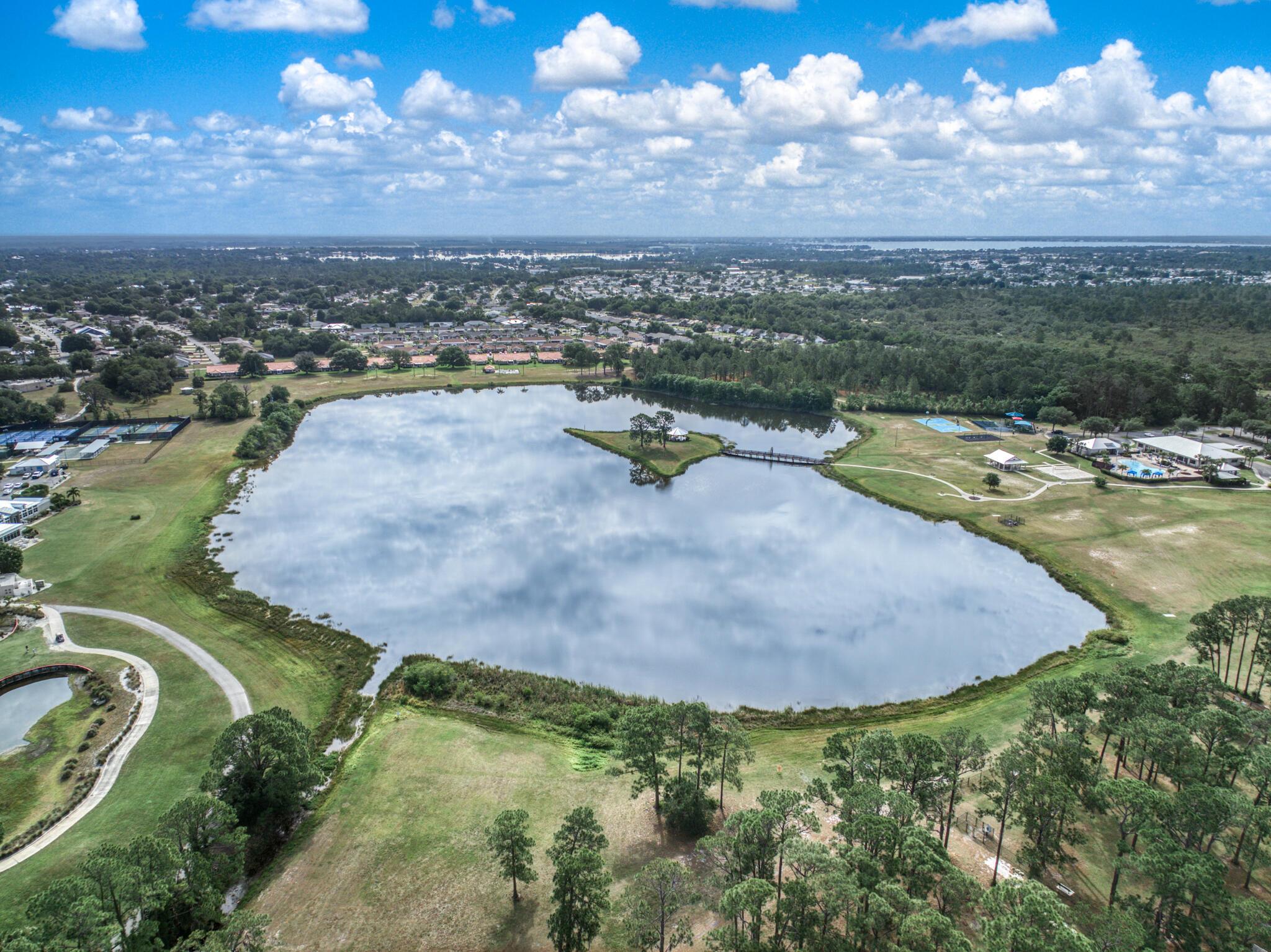 FAIRWAY VILLAS CONDO SNL - Residential Lease