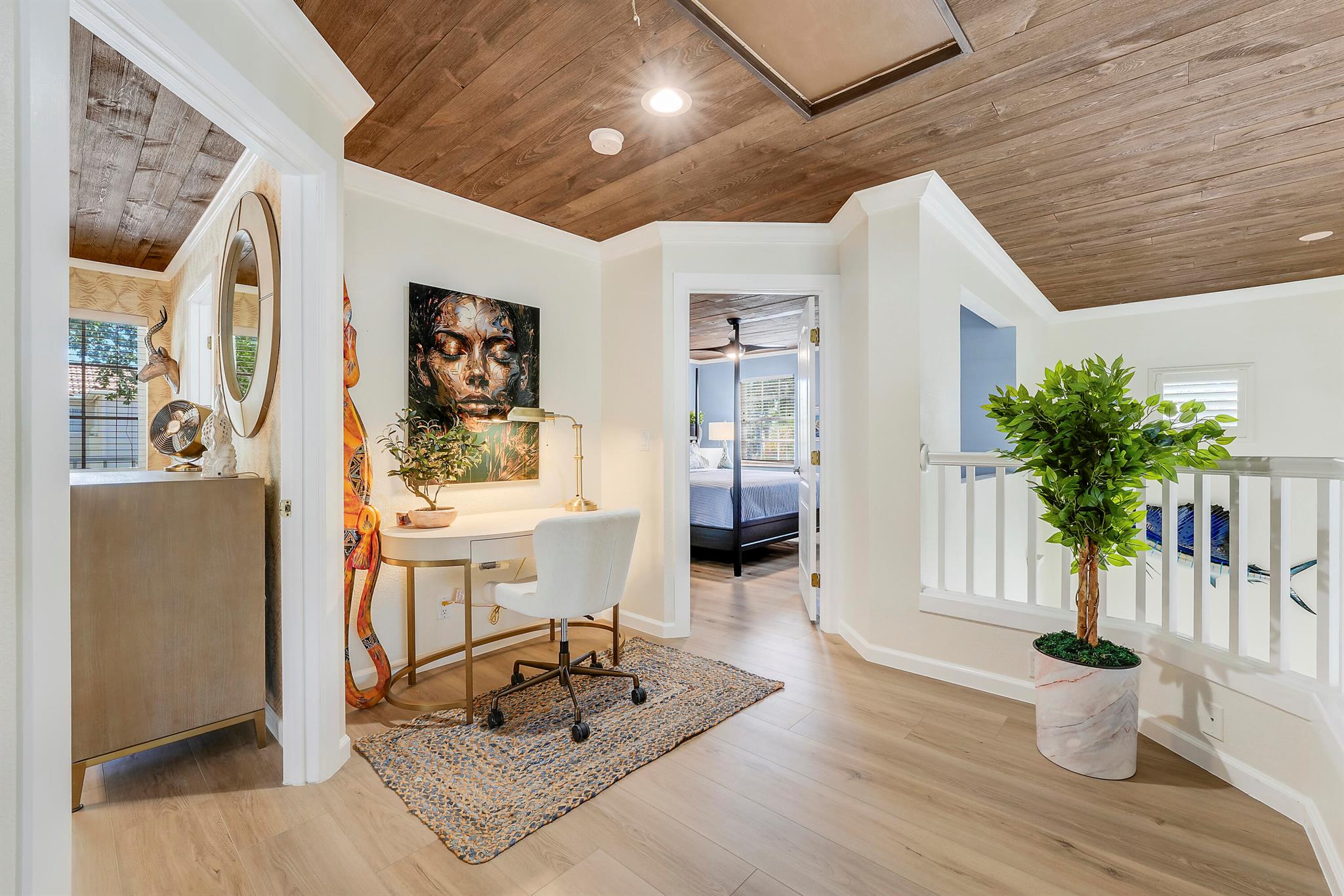 VILLA D ESTE - Residential Lease