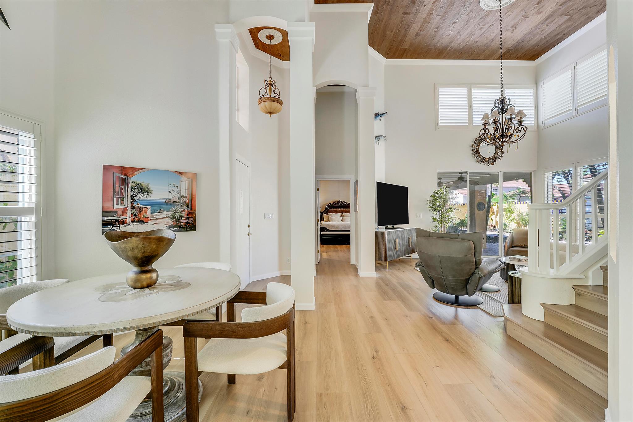 VILLA D ESTE - Residential Lease