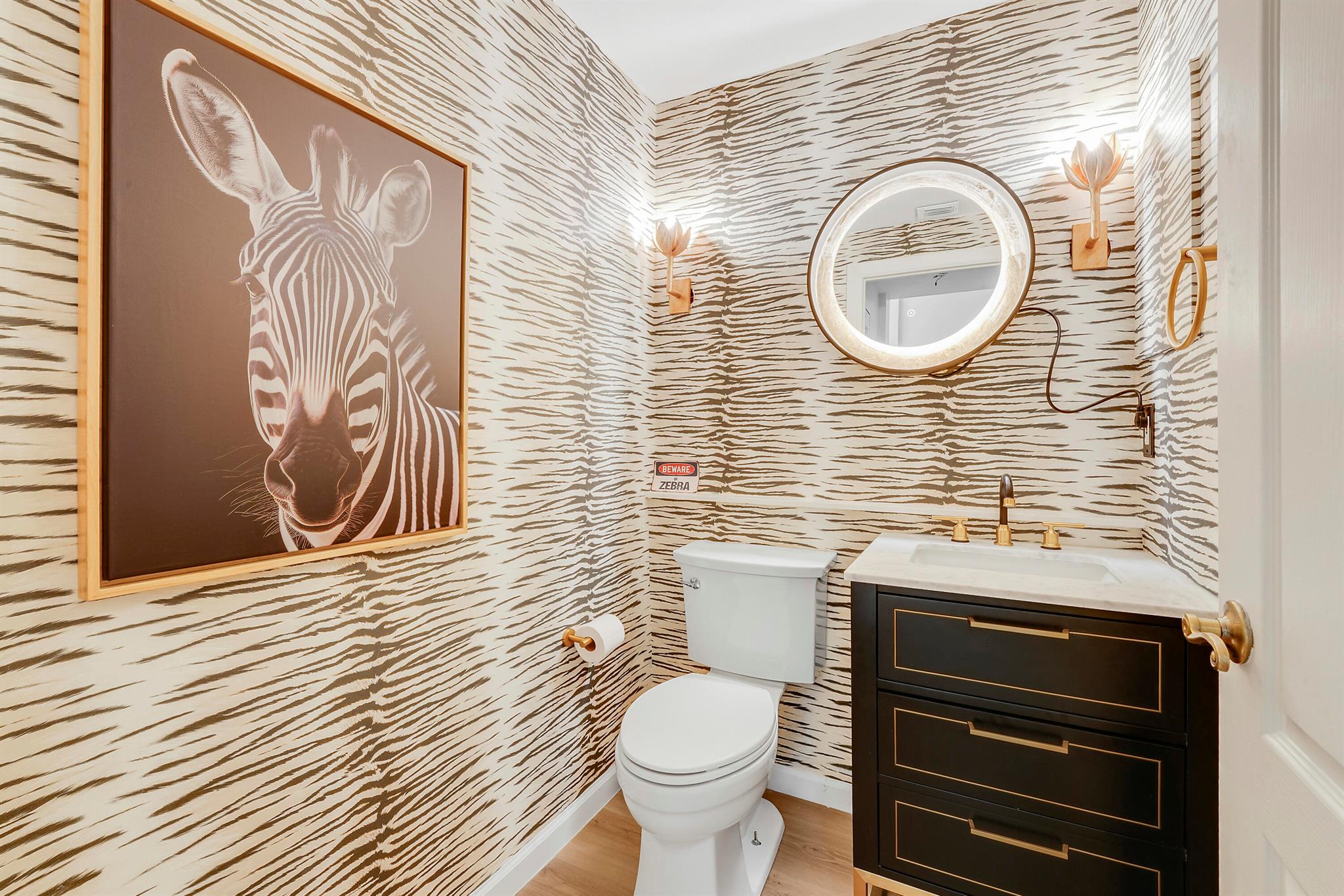 VILLA D ESTE - Residential Lease