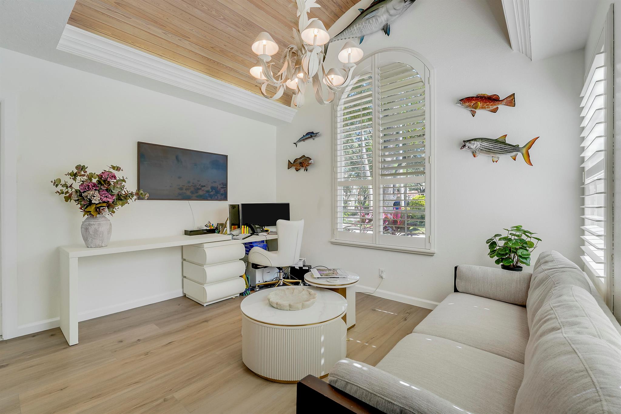 VILLA D ESTE - Residential Lease