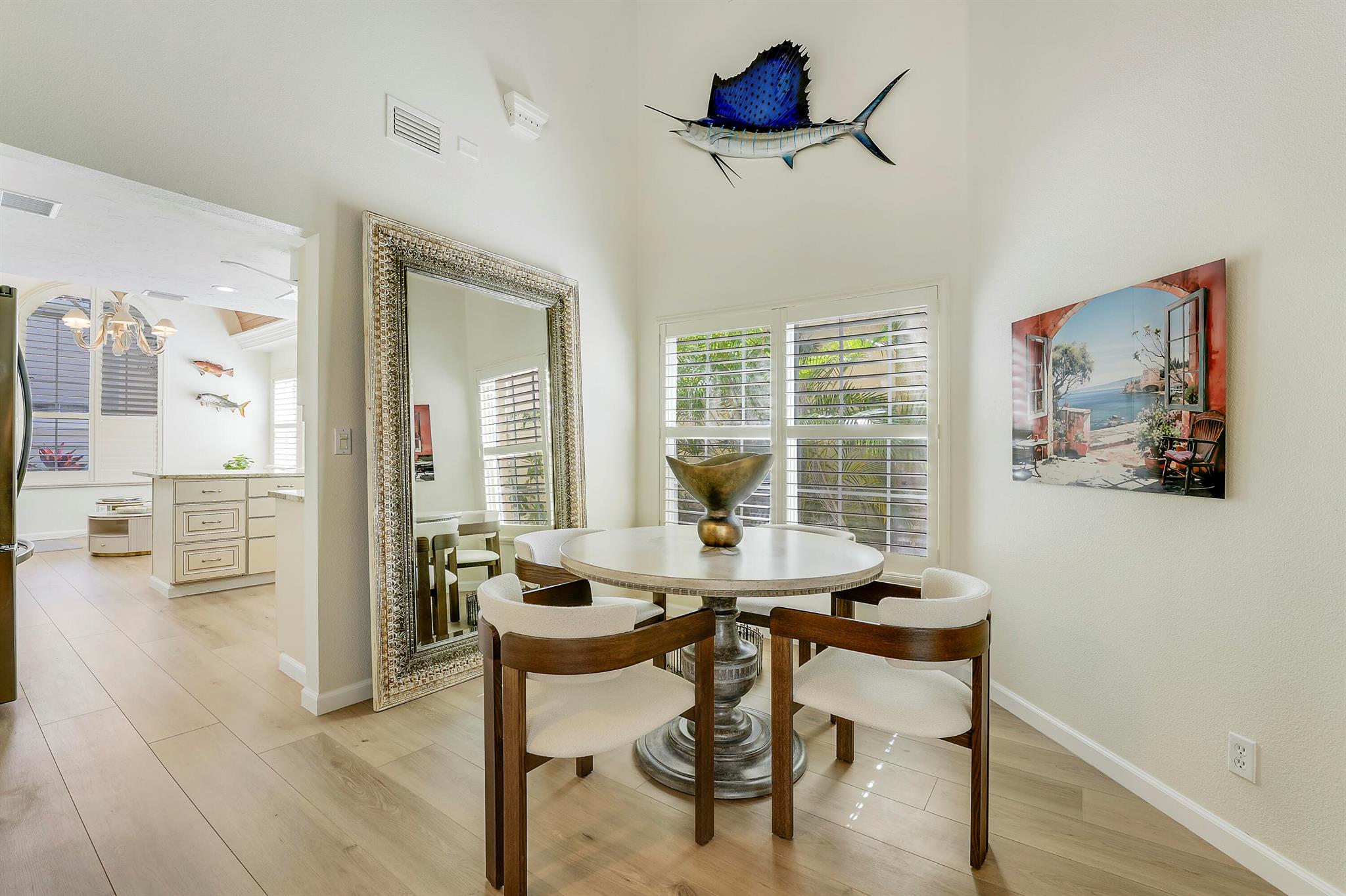 VILLA D ESTE - Residential Lease