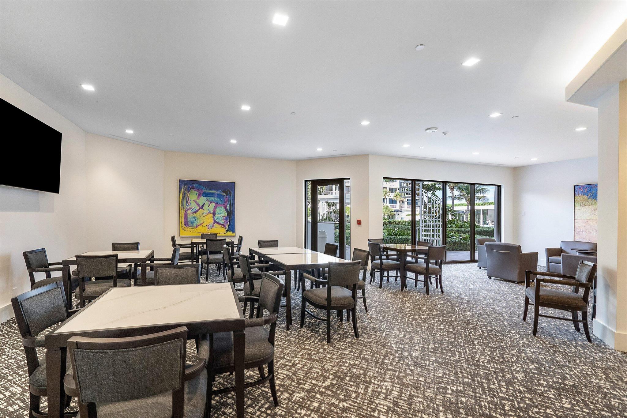 TWO THOUSAND COND AT SLOA - Residential
