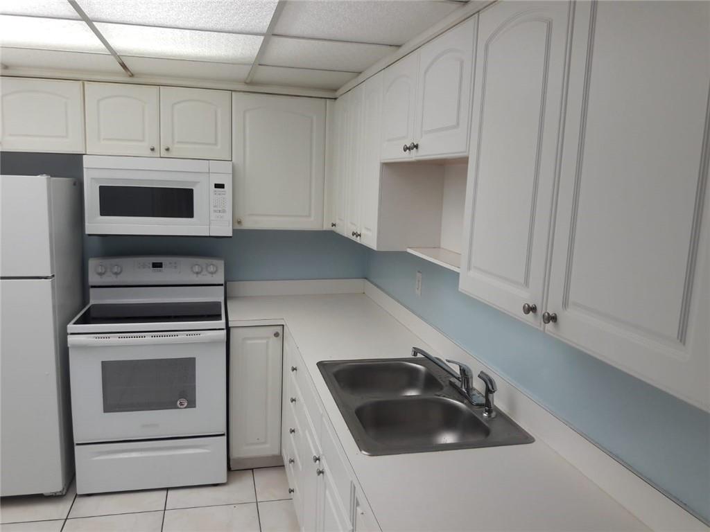 Rolling Greens - Residential Lease