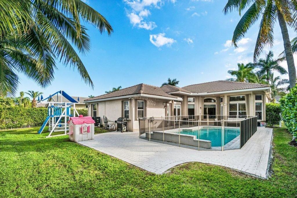 Photo of 9641 Parkview Avenue, Boca Raton, FL 33428 (MLS # R11153397)