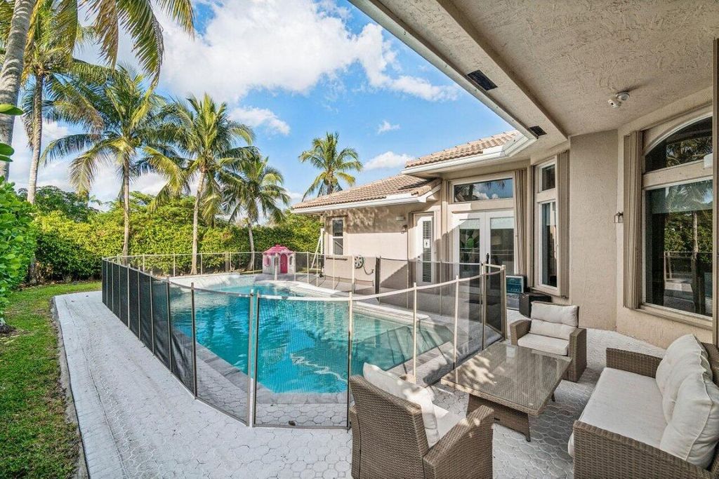 Photo of 9641 Parkview Avenue, Boca Raton, FL 33428 (MLS # R11153397)