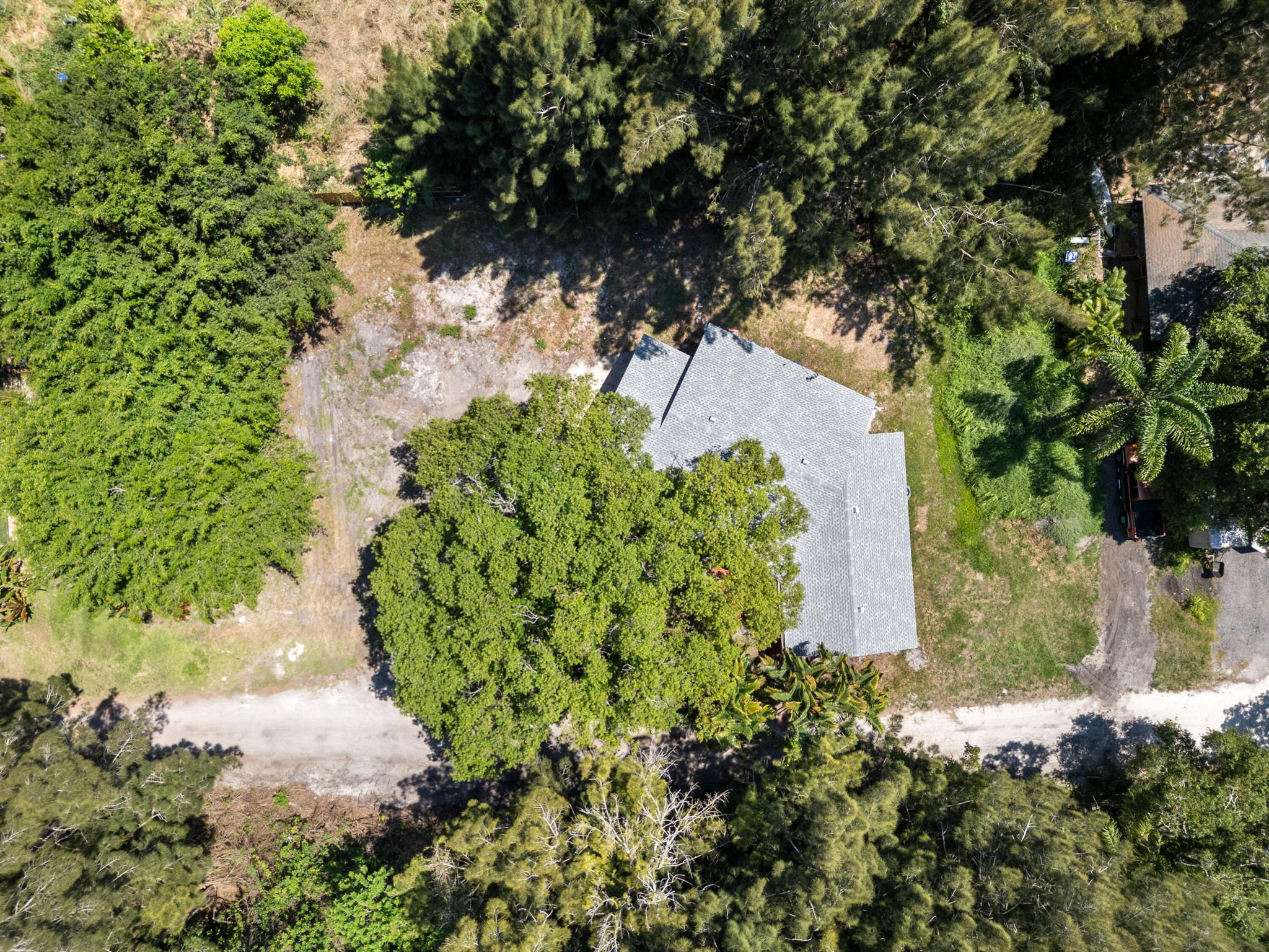 2735 6th Street, Vero Beach, FL, 32968/$329,900 2 2735 6th Street