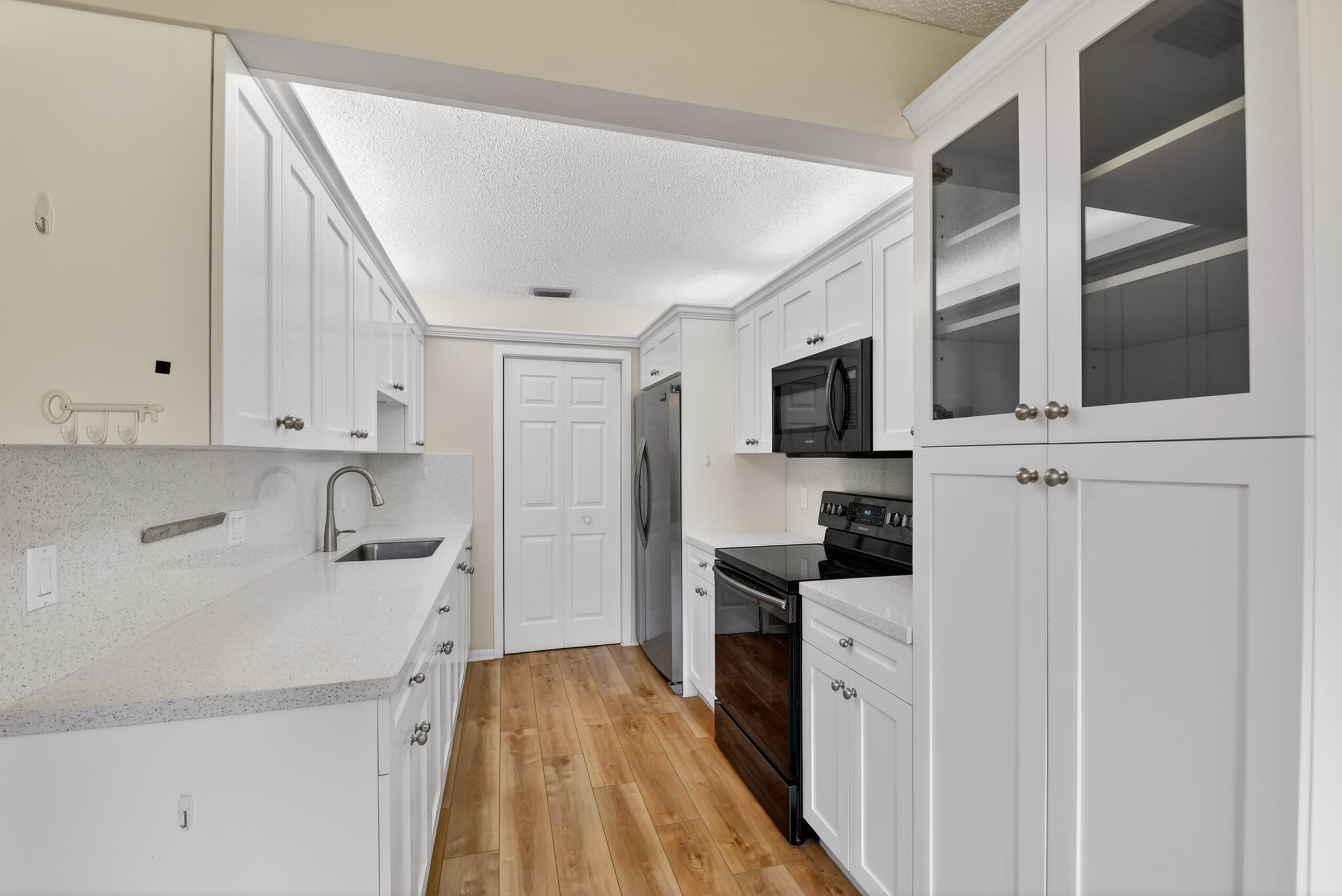 VILLAGES OF WOODLAKE 2 - Residential