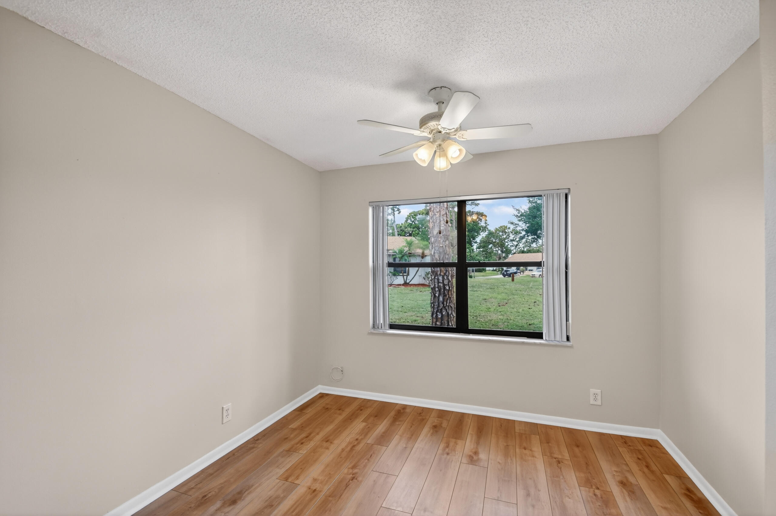 VILLAGES OF WOODLAKE 2 - Residential