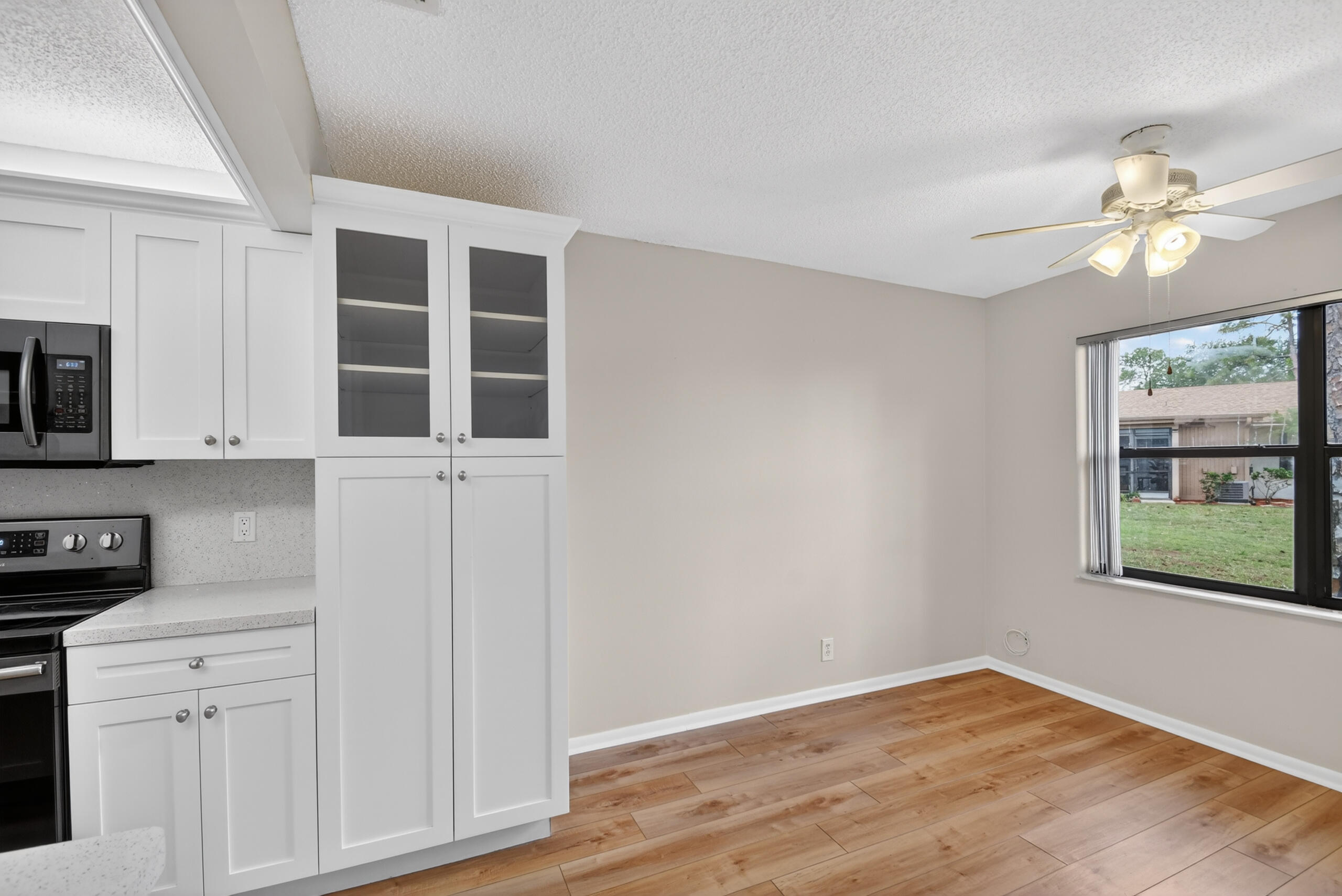 VILLAGES OF WOODLAKE 2 - Residential