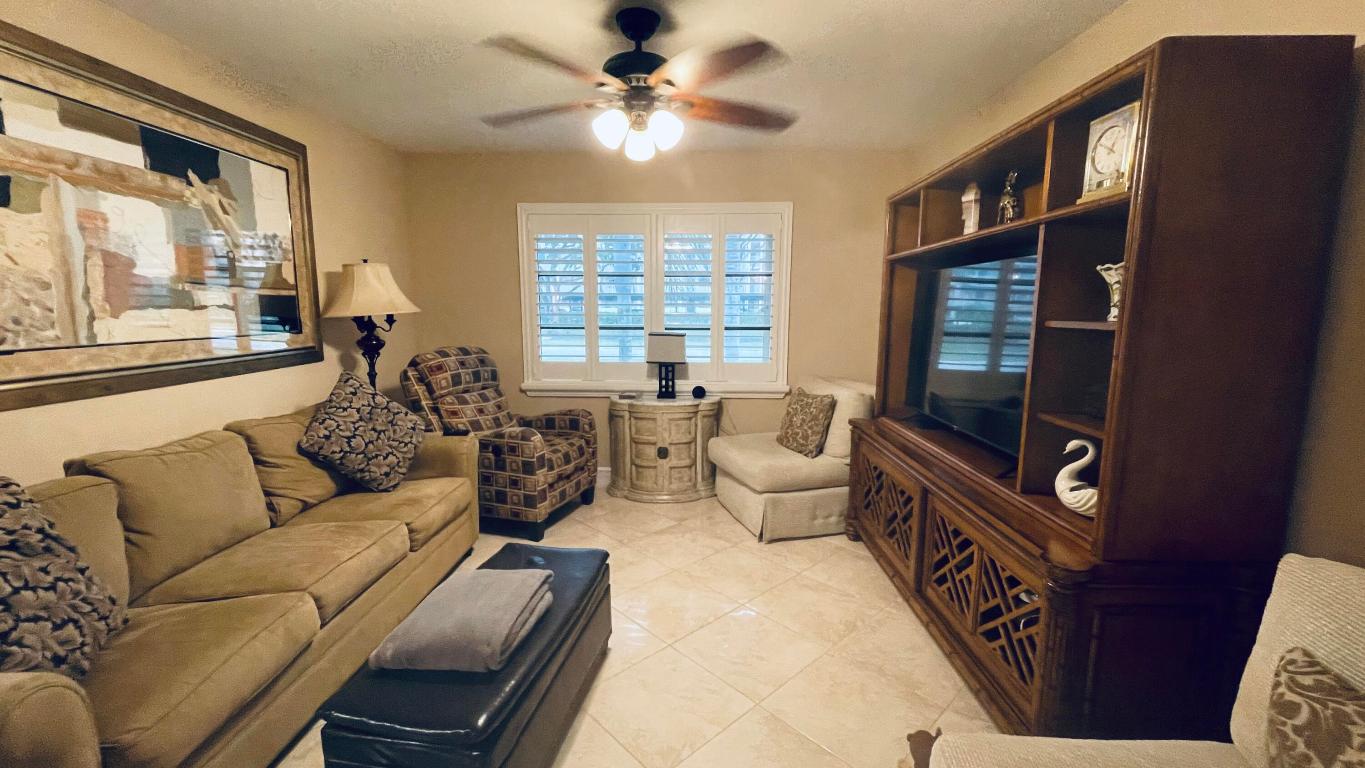 HUNTINGTON POINTE - Residential Lease