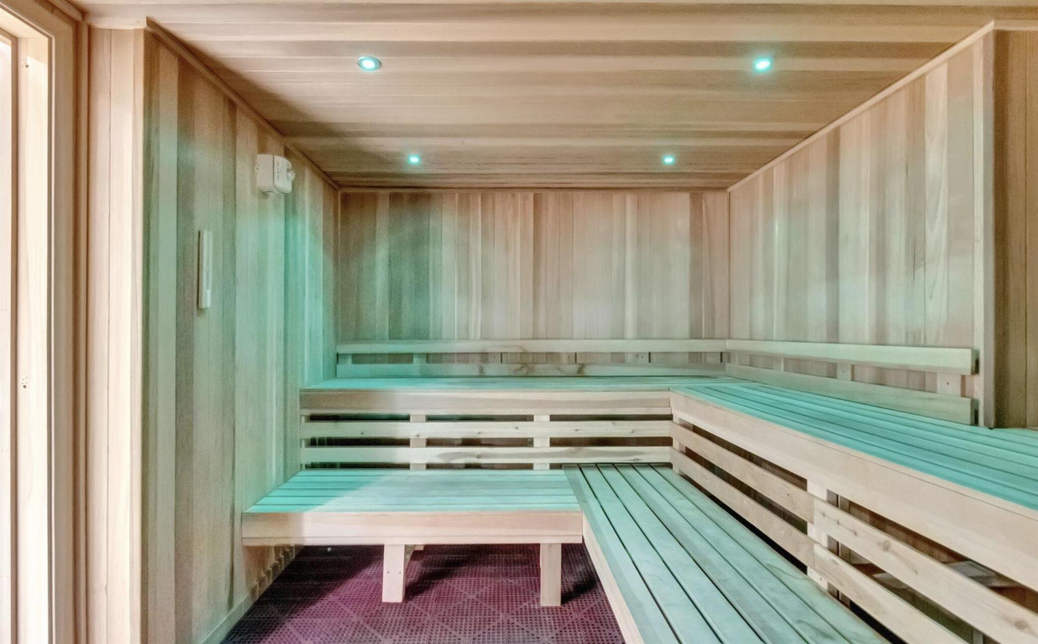 HUNTINGTON POINTE - Residential Lease