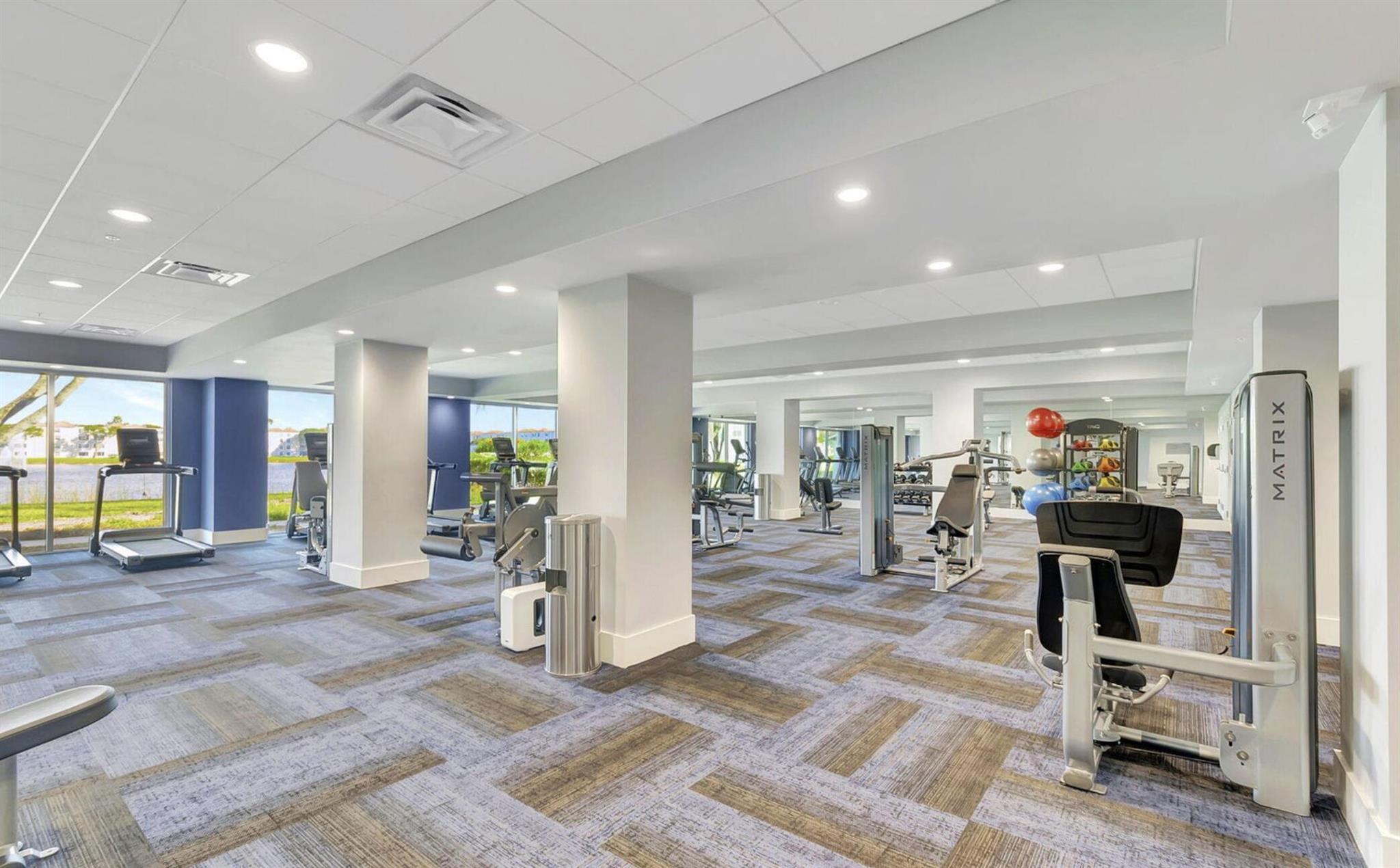 HUNTINGTON POINTE - Residential Lease