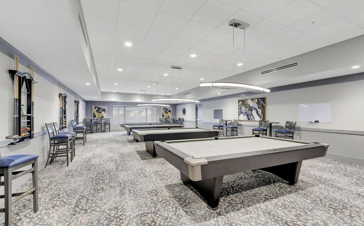 HUNTINGTON POINTE - Residential Lease