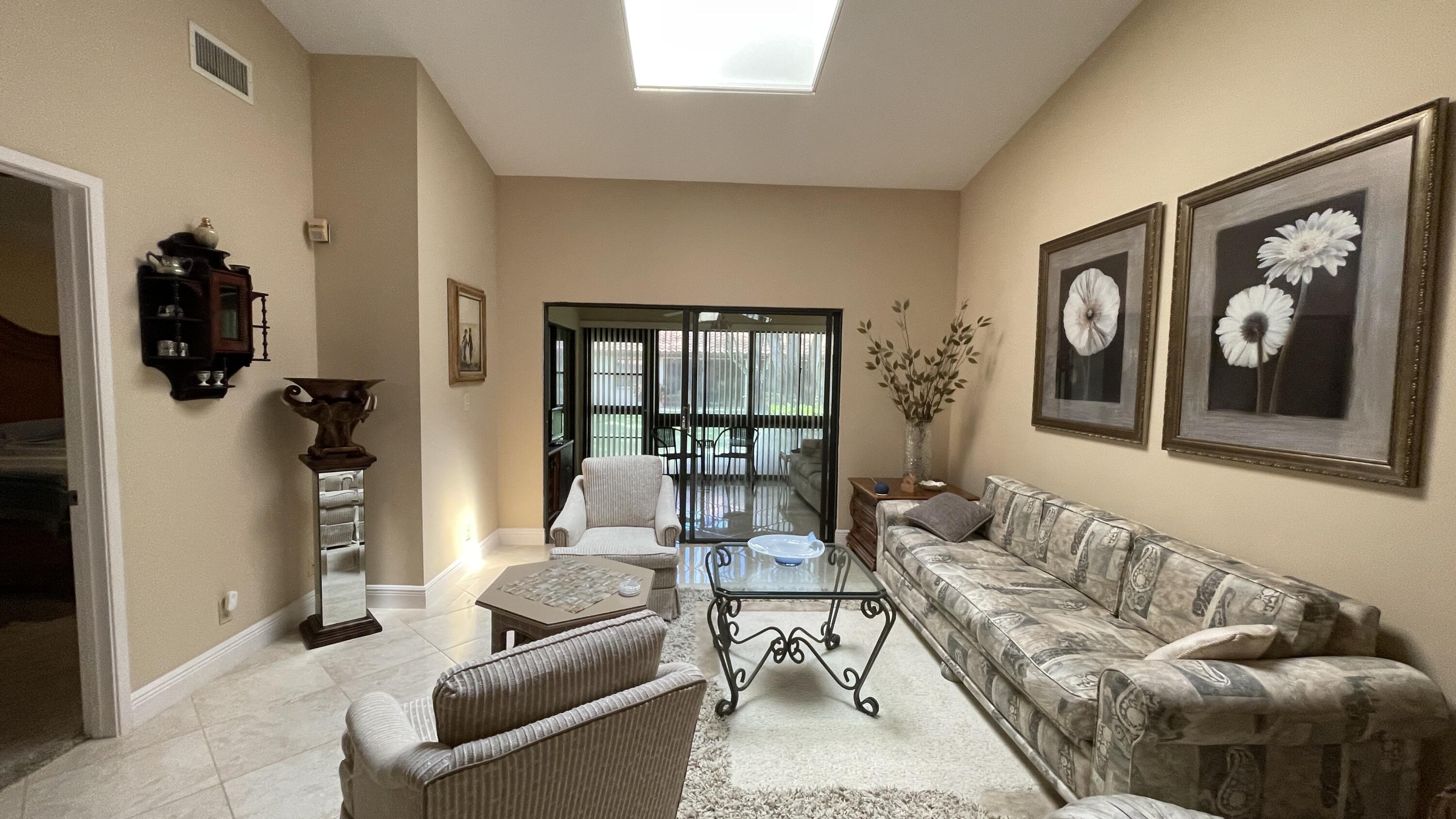 6165 Sunny Pointe Circle