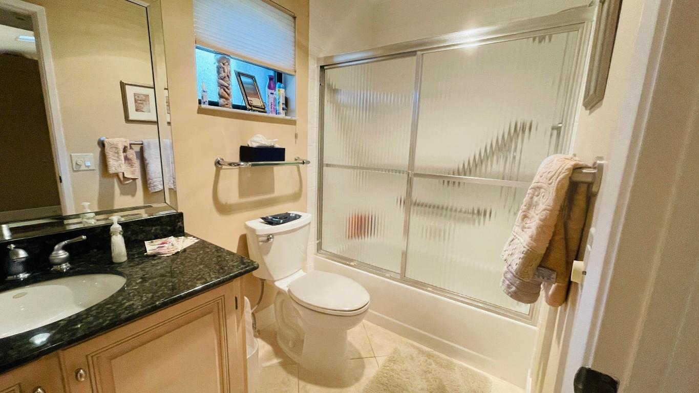 HUNTINGTON POINTE - Residential Lease