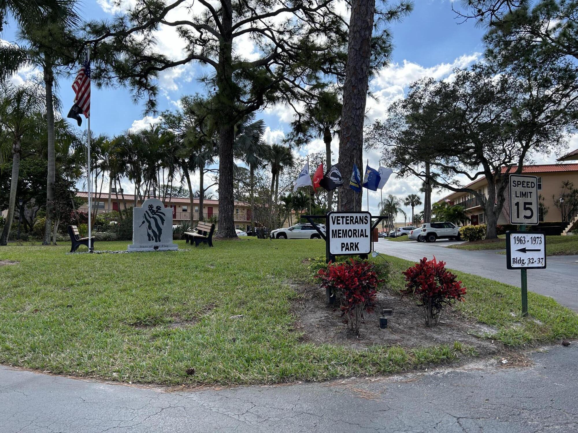 KING MOUNTAIN CONDO (AKA MONTEREY YACHT & COUNTRY - Residential