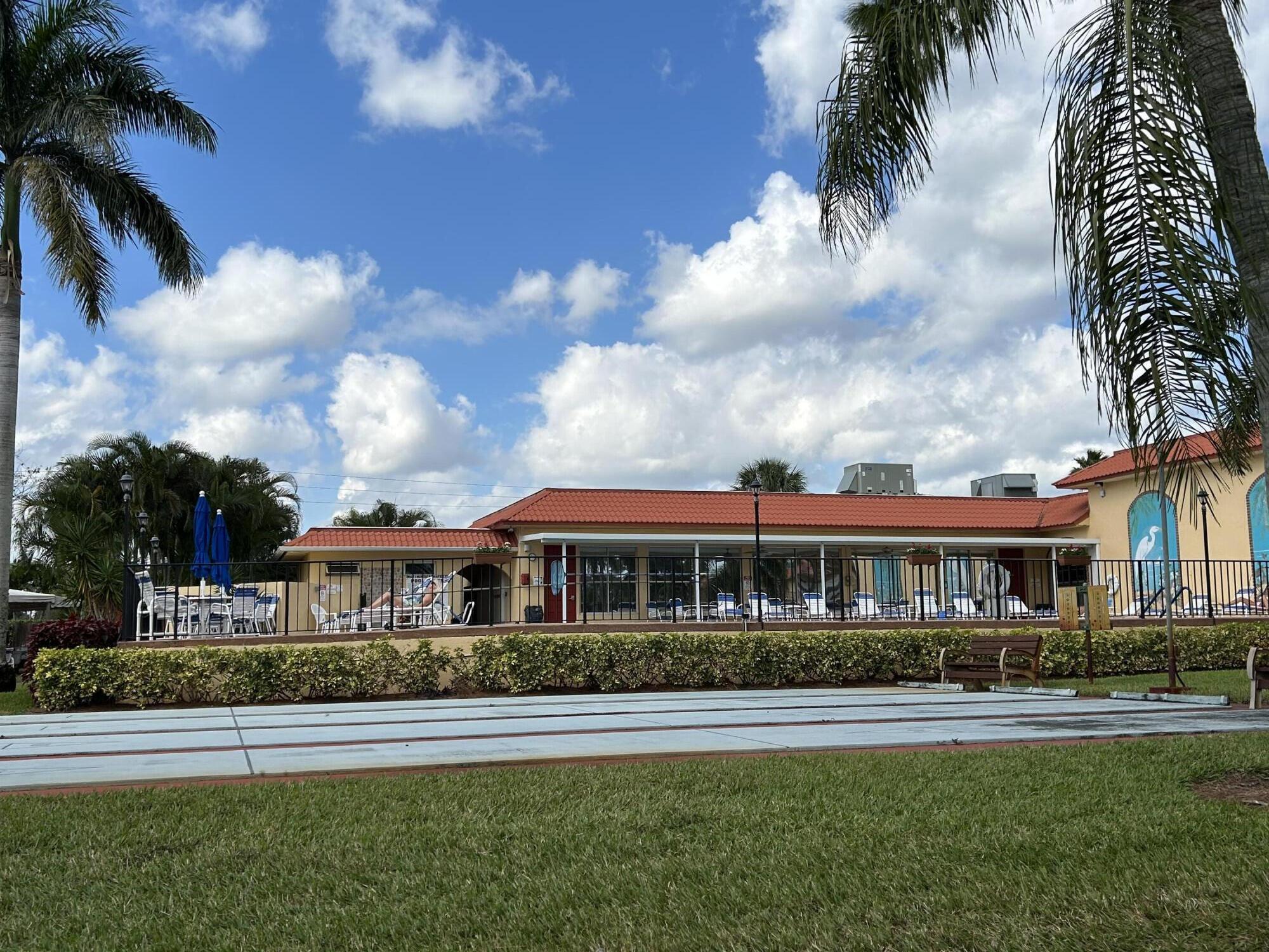 KING MOUNTAIN CONDO (AKA MONTEREY YACHT & COUNTRY - Residential