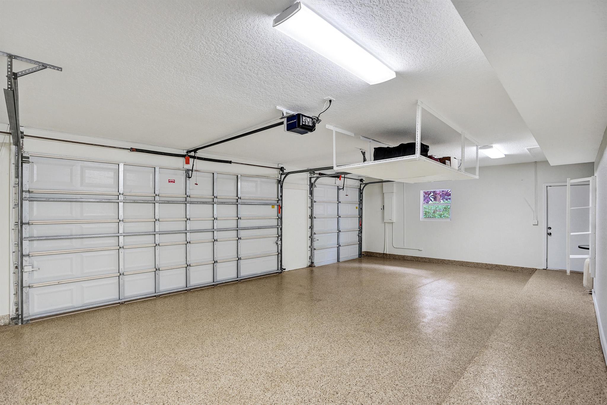 TROPIC ISLE 2ND SEC - Residential