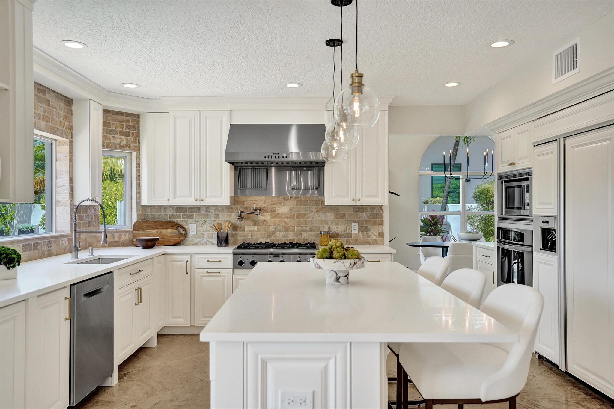 TROPIC ISLE 2ND SEC - Residential