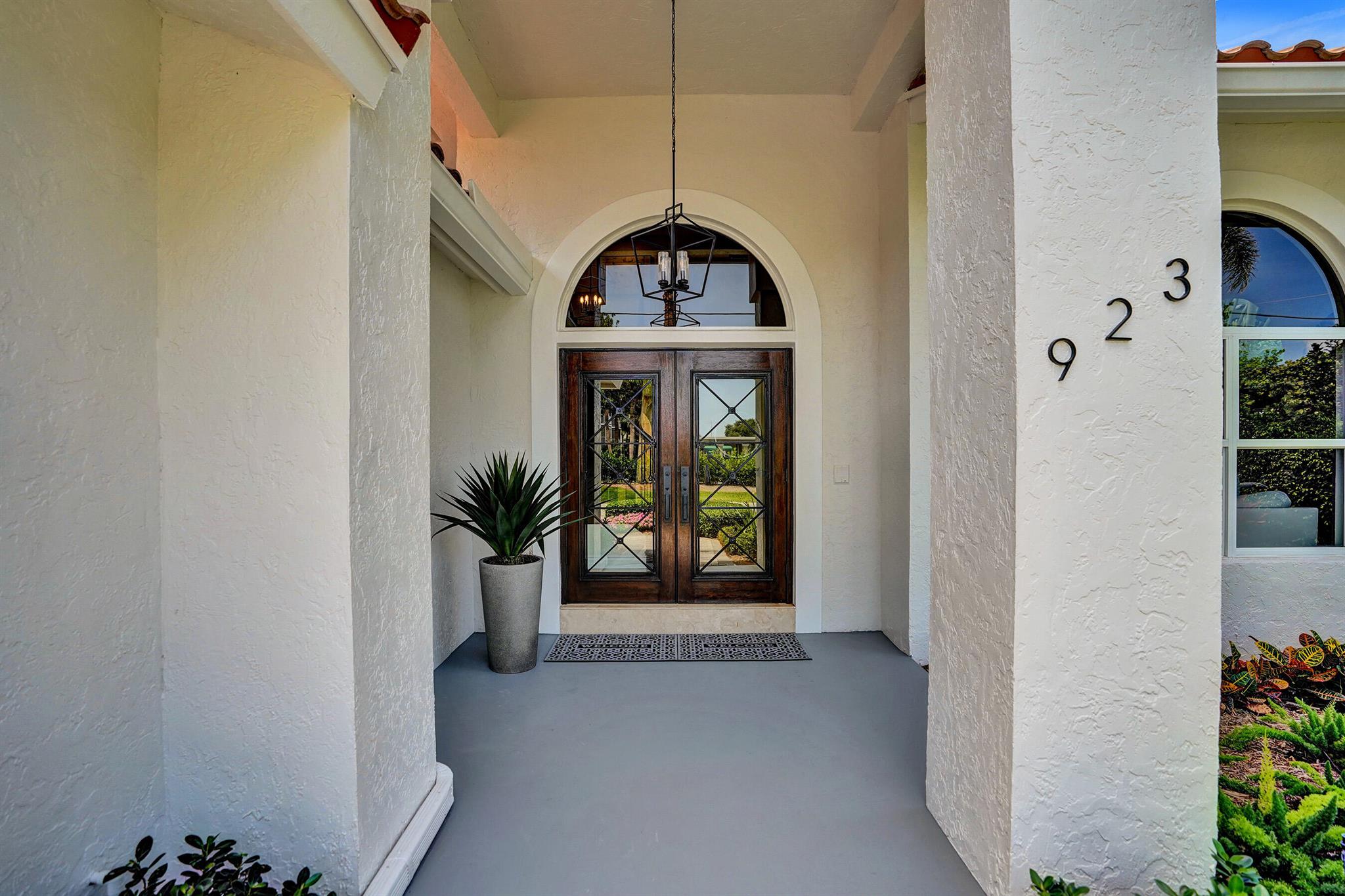 TROPIC ISLE 2ND SEC - Residential